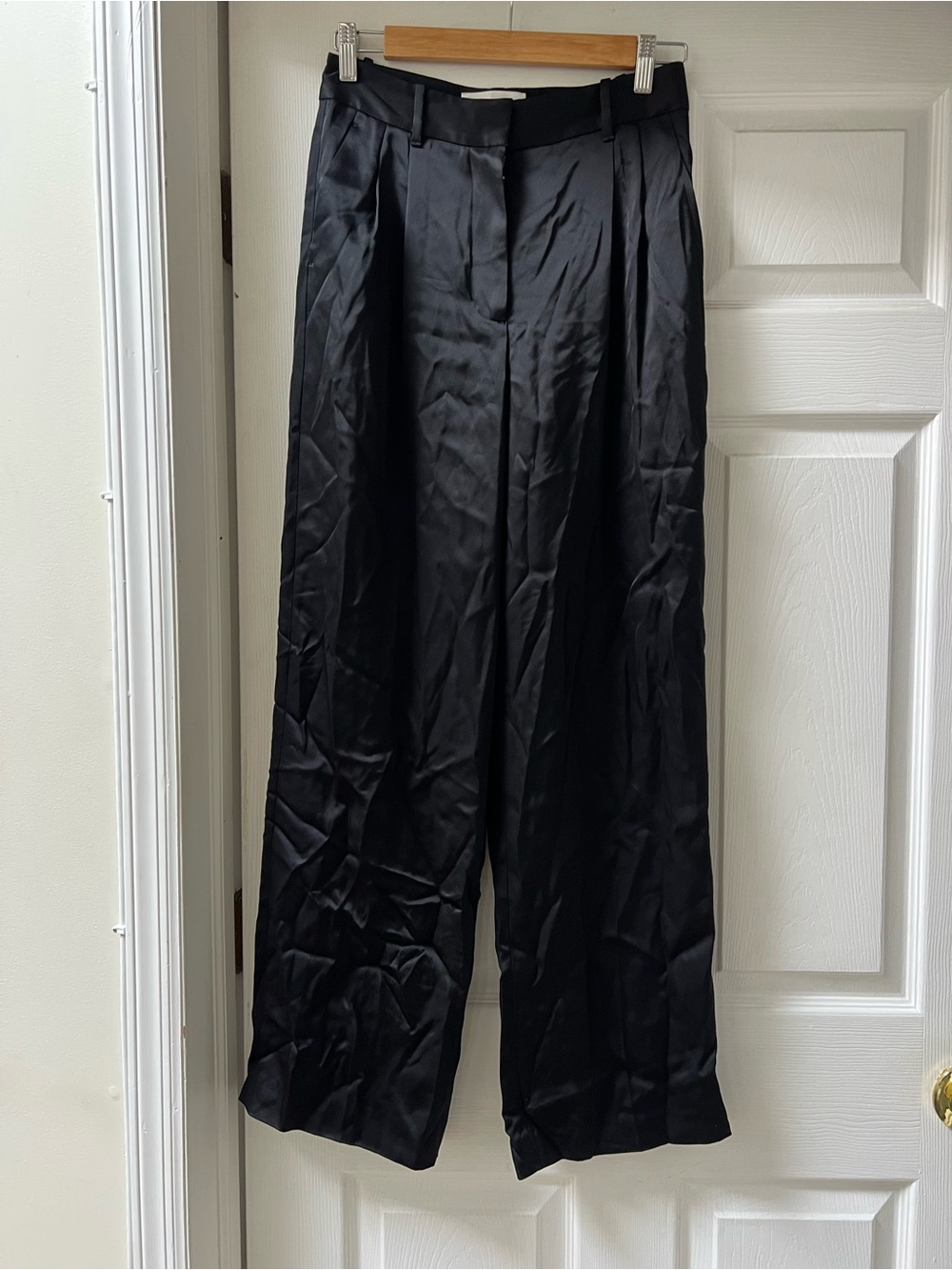 Aritzia Effortless pant in black satin